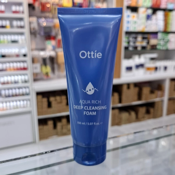 فوم شستشوی سفید کننده آکواریچ اوتی آبرسان پوست چرب تا نرمال کره ای اصل 150 میل | Ottie AQUA RICH DEEP CLEANSING FOAM